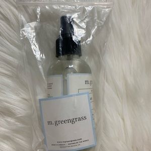 m. greengrass dry oil spray